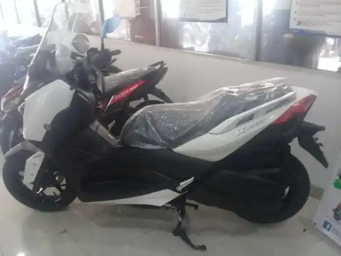 Yamaha Xmax