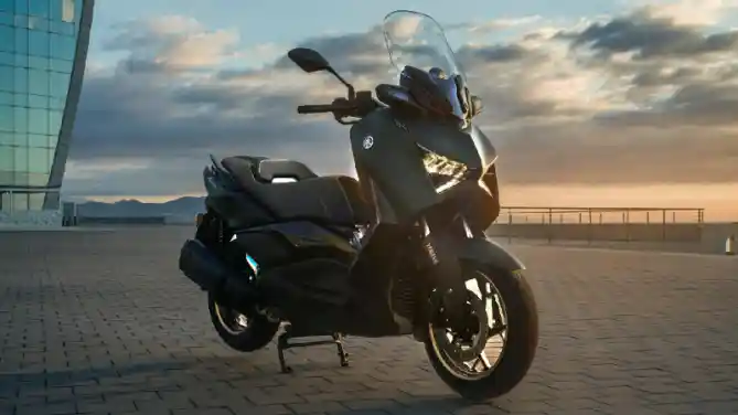 Yamaha XMAX 2023