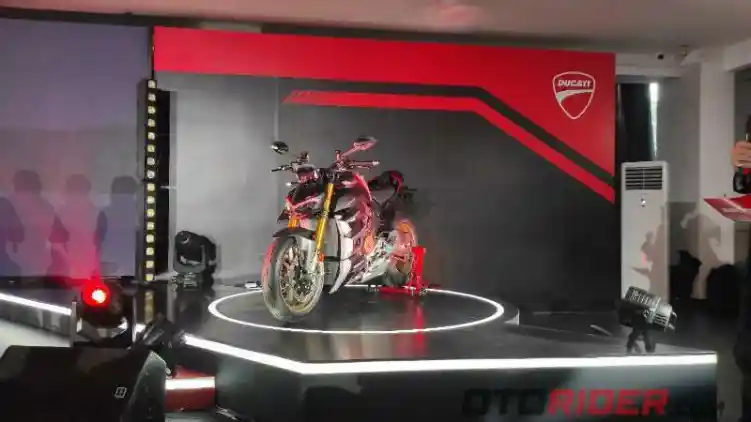 Ducati Indonesia Luncurkan Streetfighter V4 SP dan V2