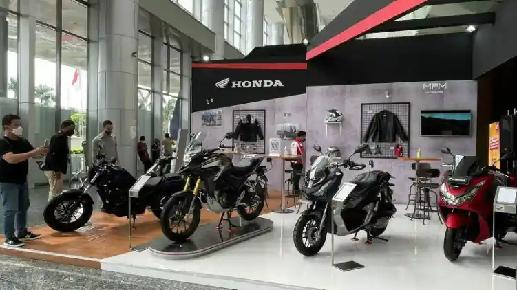 Berikut Line-Up Honda dan Benelli di GIIAS Surabaya 2021