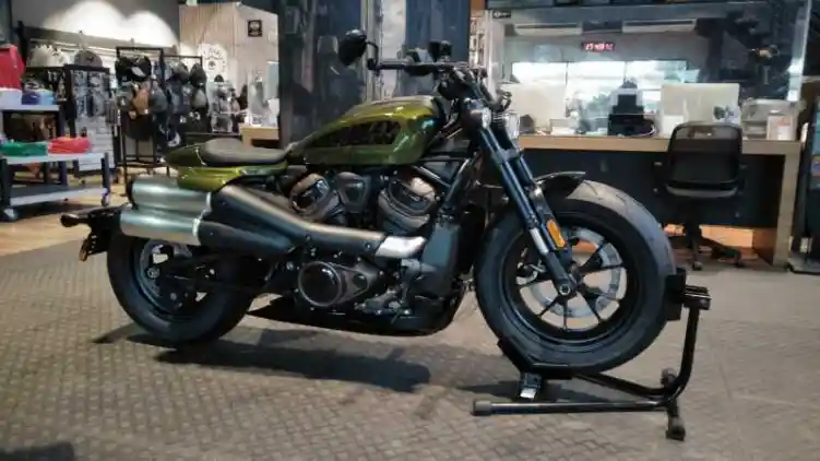 Arti T pada Mesin Revolution Max 1250T Harley-Davidson Sportster S