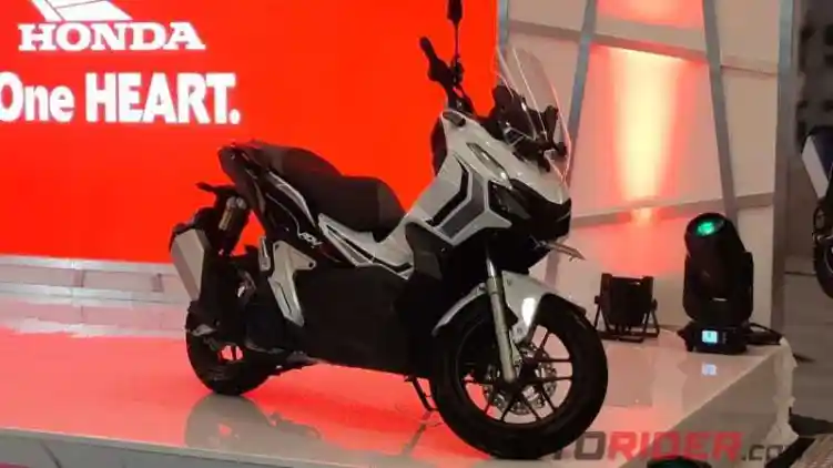 Suzuki Tanggapi Positif Kemunculan Honda ADV150, Pertanda Akan Hadirkan Skutik 150 cc?
