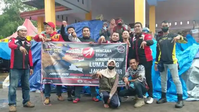 Komunitas Aerox Salurkan Donasi Bantu Korban Erupsi Semeru