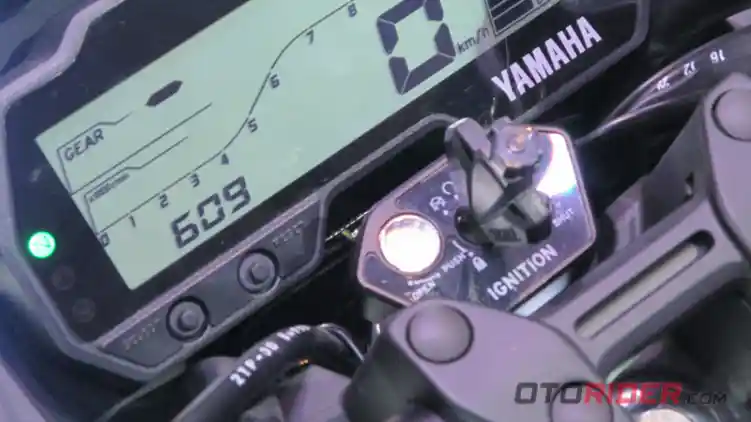 Kunci Kontak Yamaha New Vixion Pindah ke Setang Lagi, Kenapa?