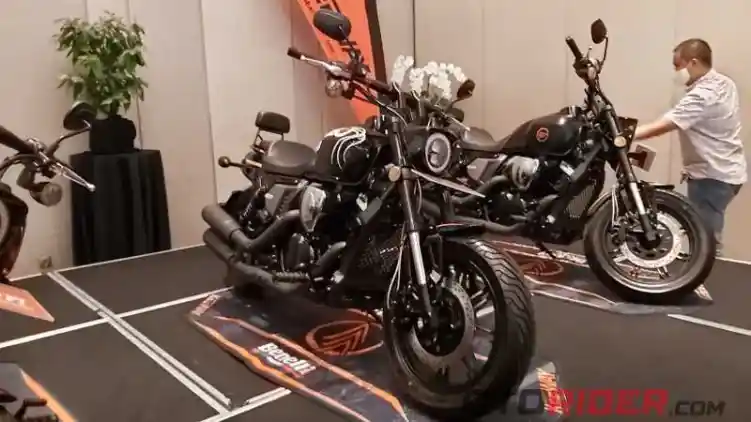 GALERI: Keeway V250 FI, Cruiser Mirip Harley-Davidson (20 Foto)
