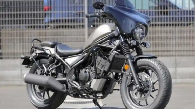 Modifikasi Ringan Bikin Honda Rebel Jadi Mirip Harley-Davidson