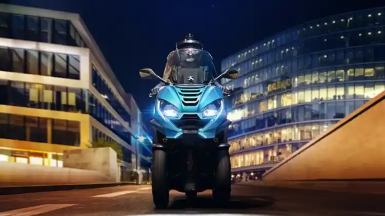 Peugeot Luncurkan Skutik Beroda Tiga Terbaru, Metropolis 2020