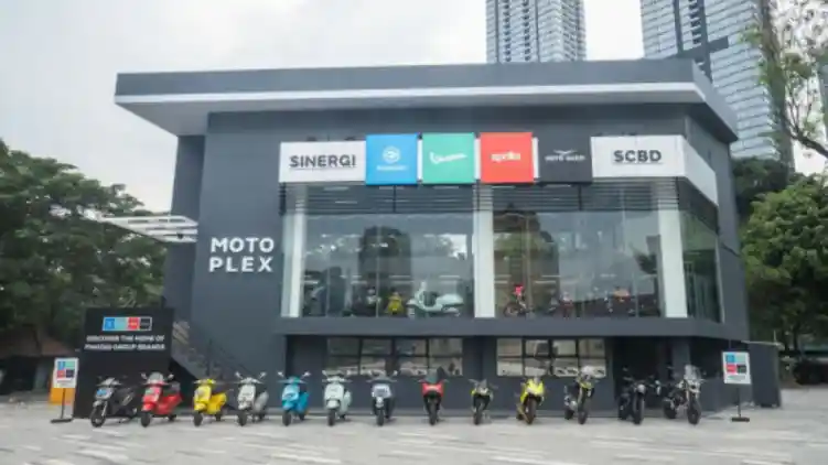 Piaggio Indonesia Resmikan Dealer Motoplex di SCBD Jakarta