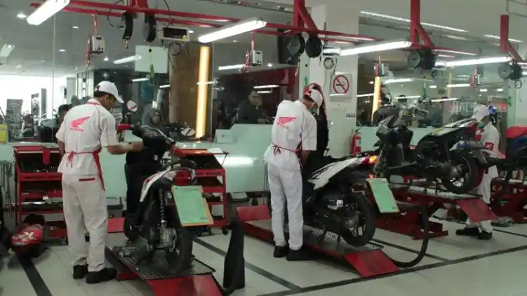 Ada Aplikasi Untuk Mempermudah Servis Motor Loh, Ada