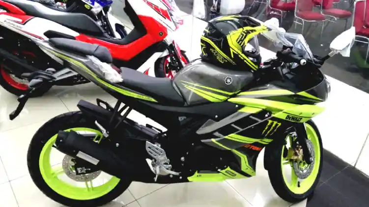 Harga Motor Yamaha Custom Cargloss Painting