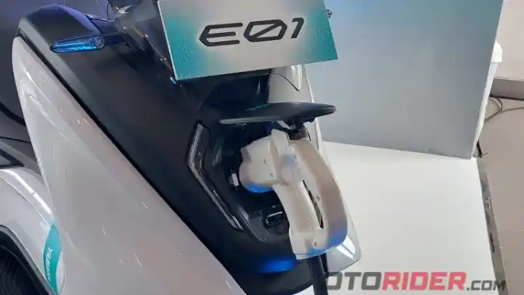 Motor Listrik Yamaha E01 Resmi tes Pasar, Mau Coba?