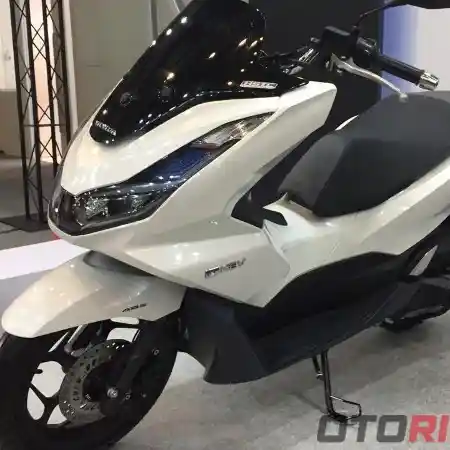 All New Honda PCX e:HEV 2021