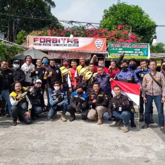 Cara Unik Komunitas Motor Tangsel Rayakan HUT RI Ke-75