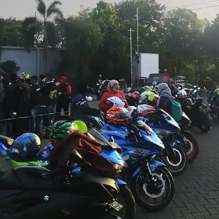Komunitas Suzuki GSX Indonesia/ Suzuki GSX Owner Indonesia (SUGOI)