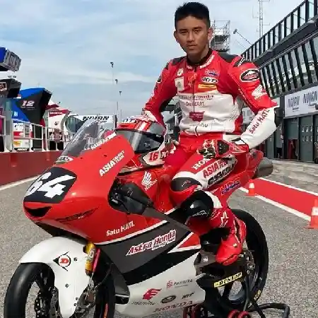 Mario Suryo Aji Honda Team Asia Moto3