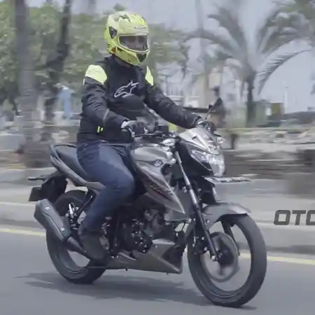 Video First Ride Suzuki GSX150 Bandit