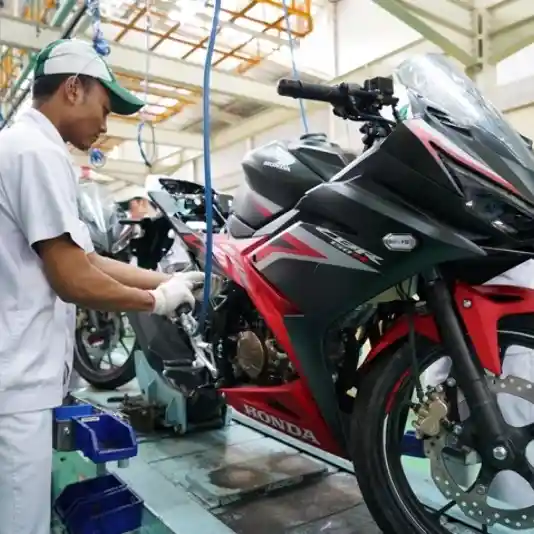 Warna Baru CBR150R 2020 Pabrik AHM