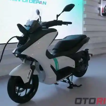 Yamaha E01 IIMS Hybrid 2022