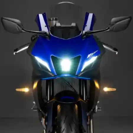 Yamaha R7 2021