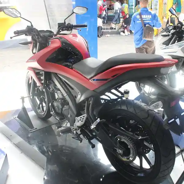 Daftar Harga Motor Yamaha Kelas Sport & Naked Bike April 2019 Untuk ...