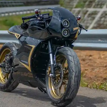 Yamaha XSR155 Modifikasi Cafe Racer Glanets Radical Kustom