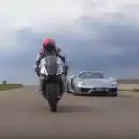 VIDEO : Yamaha YZF-R1 VS Porsche 918 Spyder, siapakah pemenangnya?