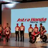 Honda CBR250RR Jadi Jagoan Baru Astra Honda Racing Team