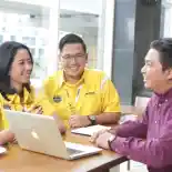 Perusahaan Berseragam Kuning Ini Bikin Kejutan Di Hari Pelanggan Nasional