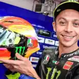 Valentino Rossi Pamer Helm Baru Di MotoGP Mugello 2019