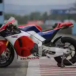 Honda Bawa Motor MotoGP Versi Harian Keliling Indonesia