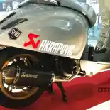 Akrapovic Bikin Knalpot Khusus Vespa Sprint 150 i-get Akrapovic Bikin Knalpot Khusus Vespa Sprint 150 i-get