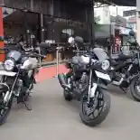 Harga Terbaru Tiga Model Aksesoris Yamaha XSR 155