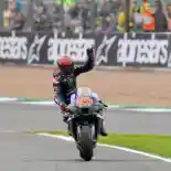 Hasil MotoGP Inggris 2021: Quartararo Juara, Aprilia Menggila Hasil MotoGP Inggris 2021: Quartararo Juara, Aprilia Menggila