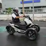 ALVA Apresiasi Dosen Difabel yang Andalkan Motor Listrik Cervo Roda Tiga ALVA Apresiasi Dosen Difabel yang Andalkan Motor Listrik Cervo Roda Tiga