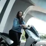 Alasan Anya Geraldine Pilih Yamaha Lexi Sebagai Tunggangannya