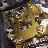 Mitos atau Fakta: Cairan Engine Flush Bisa Rusak Seal di Mesin Motor?