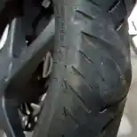 Kenapa Ban Motor Bisa Benjol? Ini Penyebab dan Cara Mencegahnya