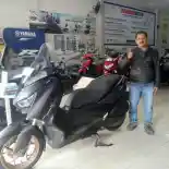 Pedagang Bumbu di Pasar Sragen Beli Yamaha XMax Pakai Uang Pecahan! Pedagang Bumbu di Pasar Sragen Beli Yamaha XMax Pakai Uang Pecahan!