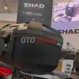 Shad Indonesia Perkenalkan Top Box TR46 di IMOS 2025, TR41 Diberi Diskon