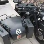 Brad Pitt Beli Motor Perang Seharga Lamborghini!