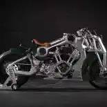 Motor Berpenampilan Robot Masa Depan ini Hanya Diproduksi 35 Unit di Dunia Motor Berpenampilan Robot Masa Depan ini Hanya Diproduksi 35 Unit di Dunia