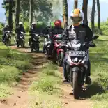 Konsumen Honda Supra GTR 150 Jawa Barat Jajal Ketangguhan Motor di Lembang Konsumen Honda Supra GTR 150 Jawa Barat Jajal Ketangguhan Motor di Lembang
