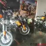 Bangun Sinergi Segmen Big Bike, Diler Resmi KTM-Husqvarna Hadir di Jakarta Barat 