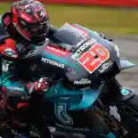 Fabio Quartararo Dikerubungi Banyak Penggemar Saat Mampir di EICMA 2019