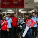 Warga Jakarta dan Malang Menangkan Yamaha XMAX Dari SOBER Federal Oil