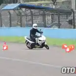 First Ride : Yamaha Aerox 125 LC First Ride : Yamaha Aerox 125 LC