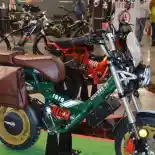 Baru, Skuter Listrik Asal Italia Dengan Tampilan Retro