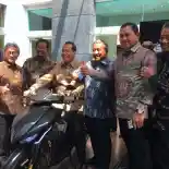 Skuter Listrik Gesits Bergaya di Depan Alumni ITS