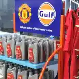 Mau Koleksi Merchandise Gulf Oil – Manchester United Murah? Ini Caranya