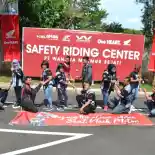 Menyambut Hari Valentine, Komunitas ini Ikuti Pelatihan Safety Riding